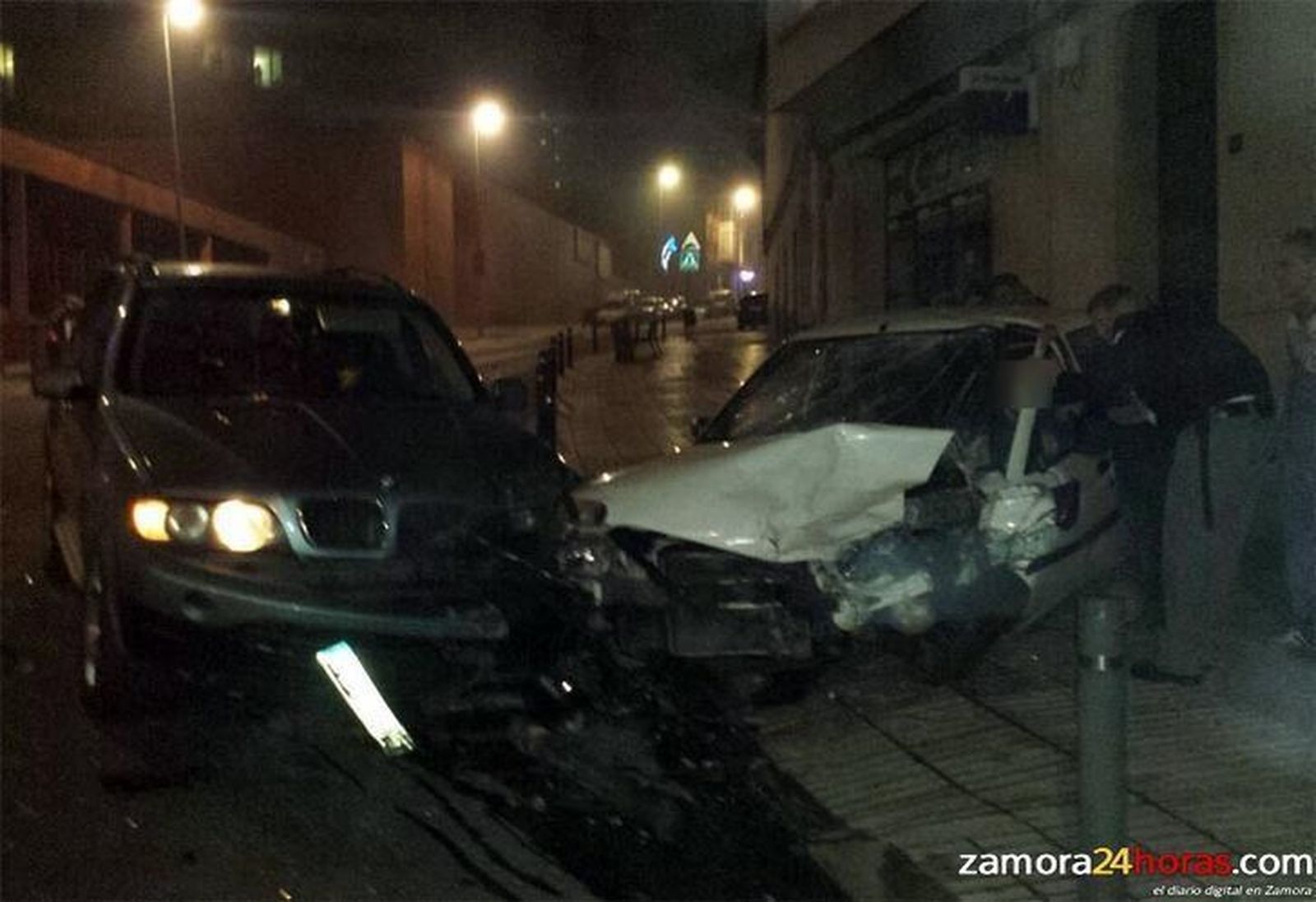 Un conductor herido en un espectacular accidente en Benavente