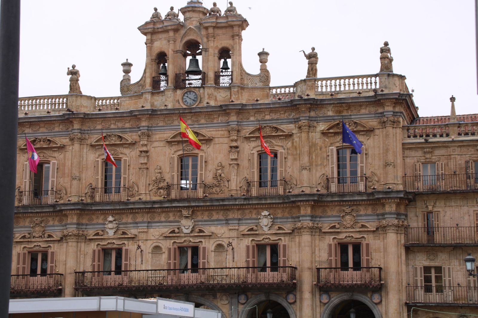 Fachada del Ayuntamiento de Salamanca (1) Fachada del Ayuntamiento de Salamanca (1)