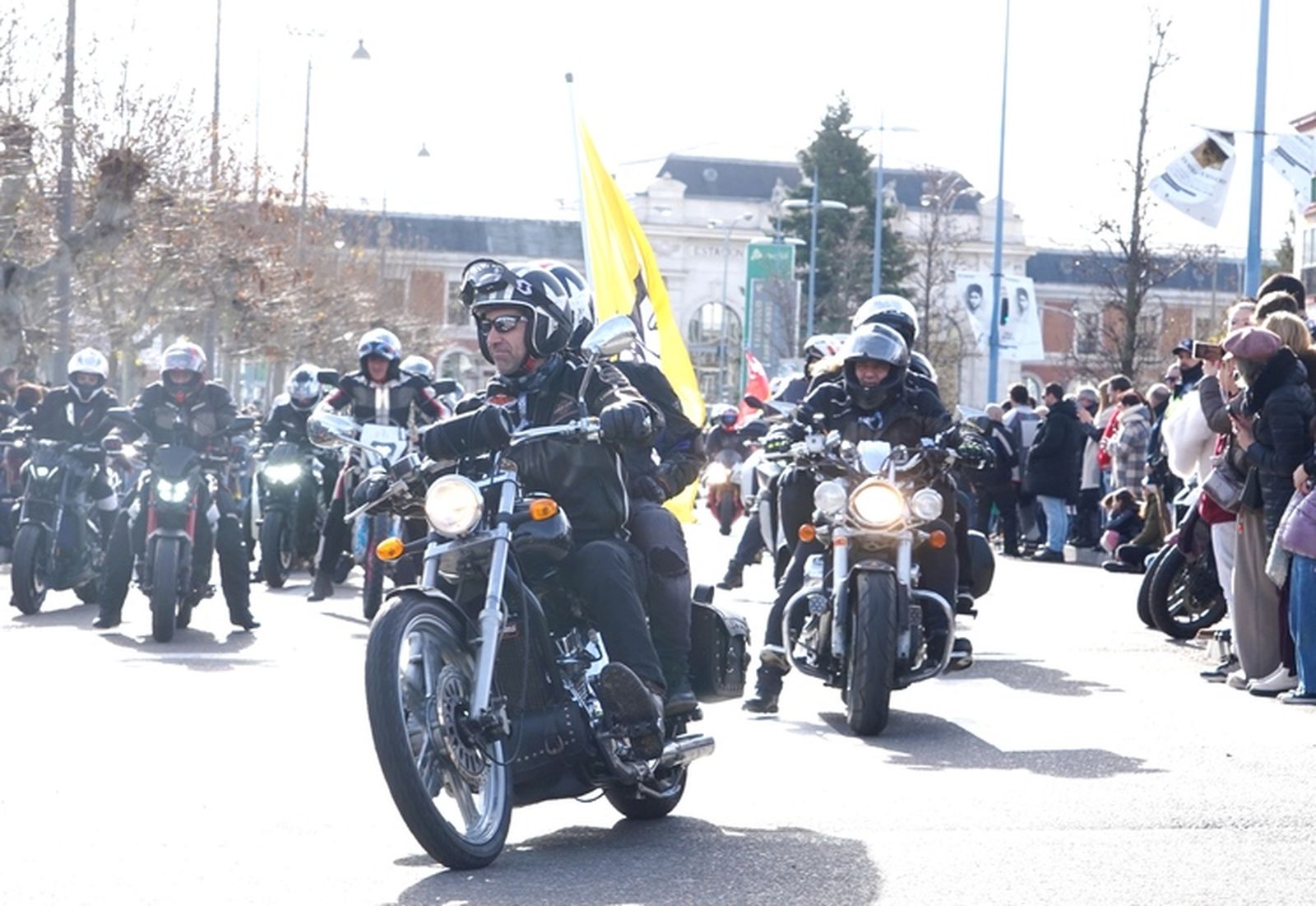 Cientos de motoristas se reúnen en Valladolid en 'Pingüinos 2026'