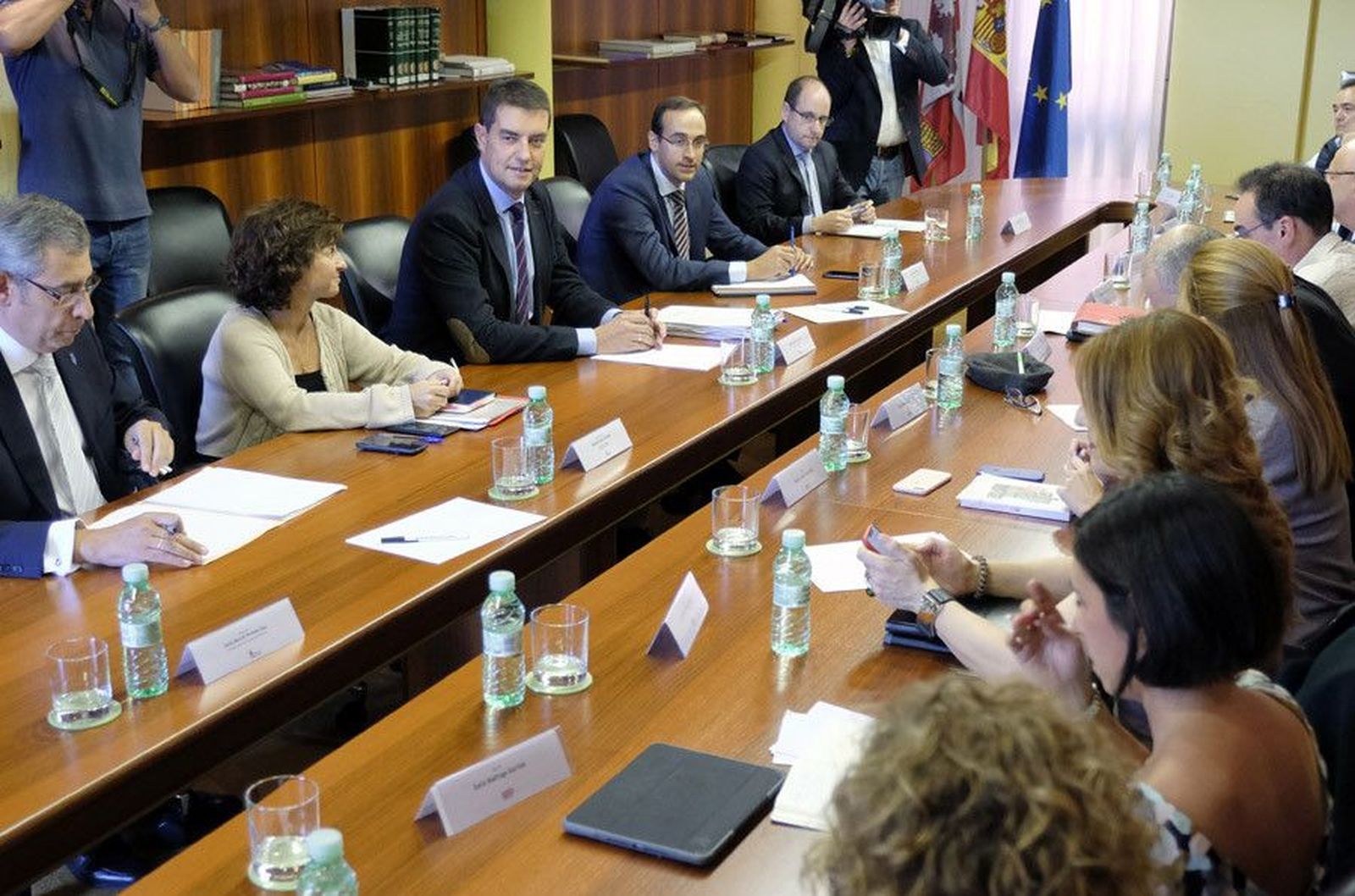 20190962+REUNION+CONSEJERO+PRESIDENCIA+ +SINDICATOS+09