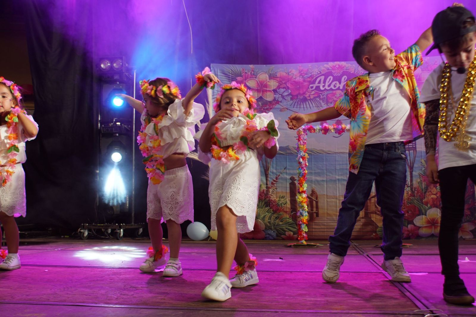 Emoción y creatividad en la primera cita del Play Back infantil en Alba de Tormes