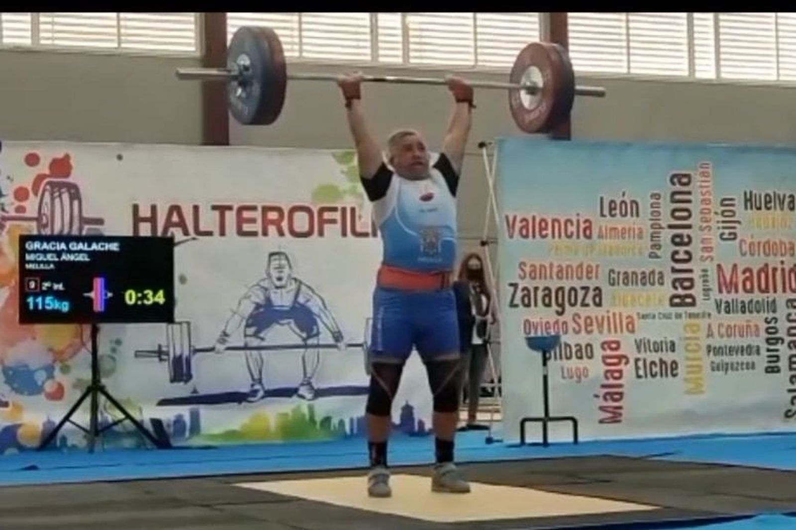 Miguel Ángel Gracia, durante uno de sus levantamientos.