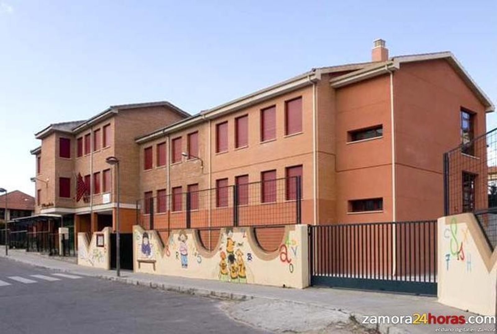 Tres colegios de Zamora ganan la fase provincial del XXX Concurso Escolar de la ONCE Tres colegios de Zamora ganan la fase provincial del XXX Concurso Escolar de la ONCE