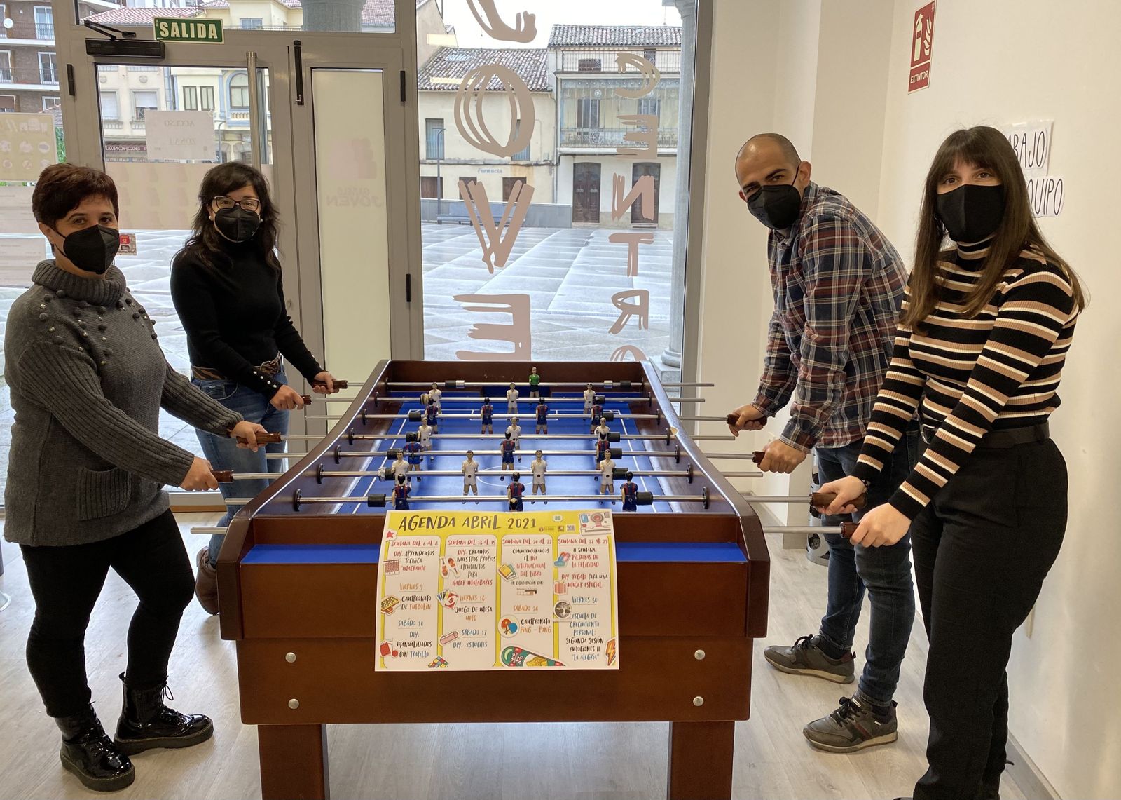 Talleres, manualidades, juegos y Día de la Madre, entre las propuestas de Guijuelo Joven