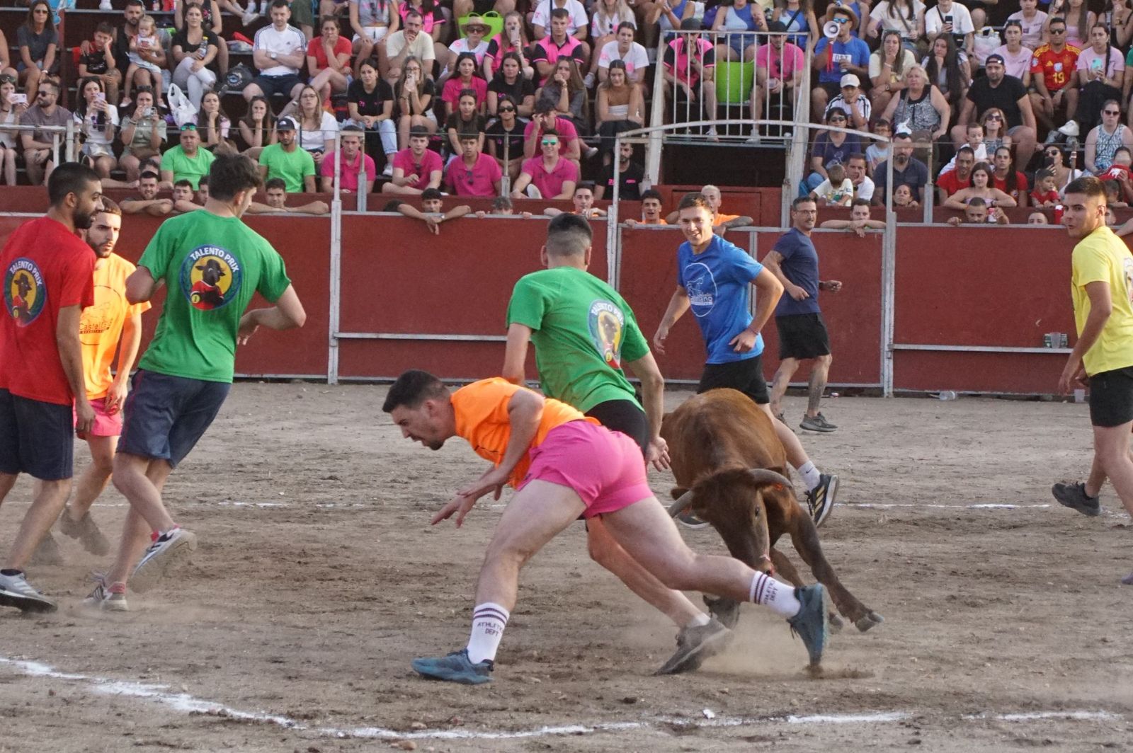 Santa Marta disfruta del Grand Prix con cientos de personas en la plaza de toros