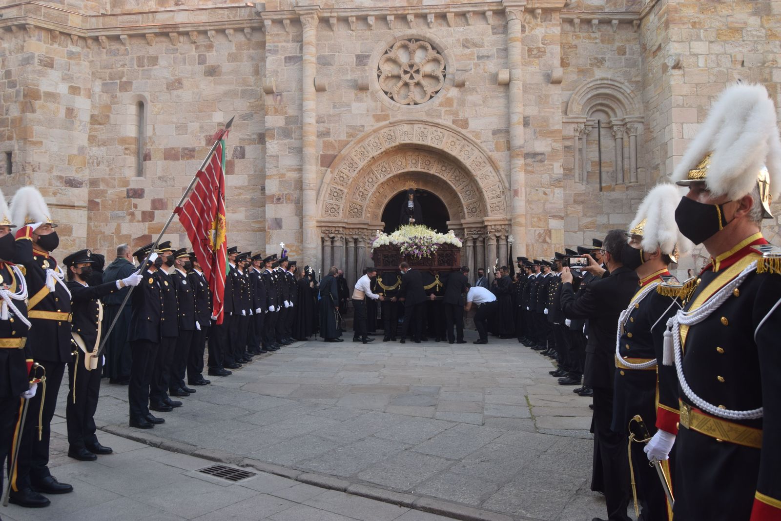 procesion-de-la-virgen-de-la-soledad-7