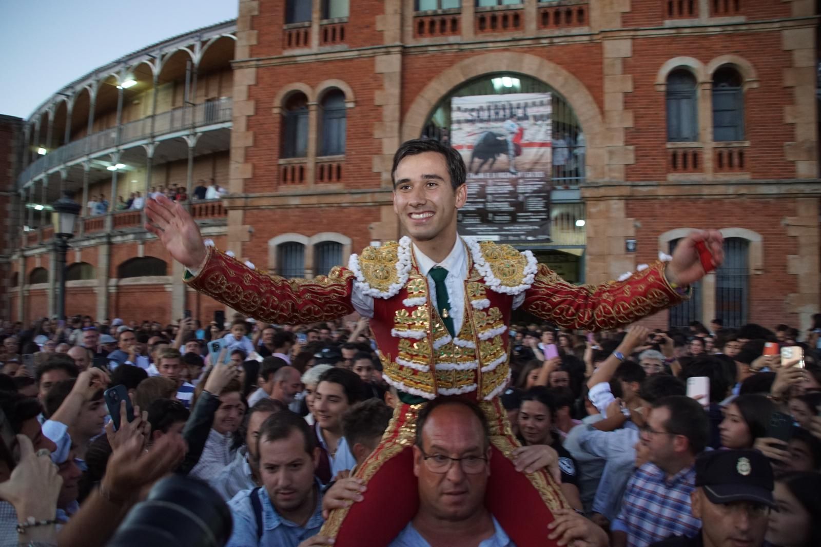 Presencia salmantina por partida doble en la primera corrida de la feria: Damián Castaño e Ismael Martín junto al mexicano Diego San Román