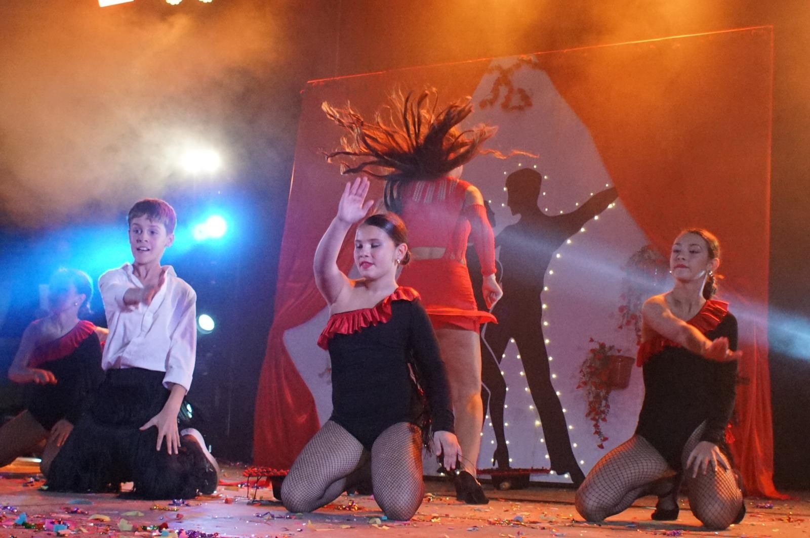 Emoción y creatividad en la primera cita del Play Back infantil en Alba de Tormes