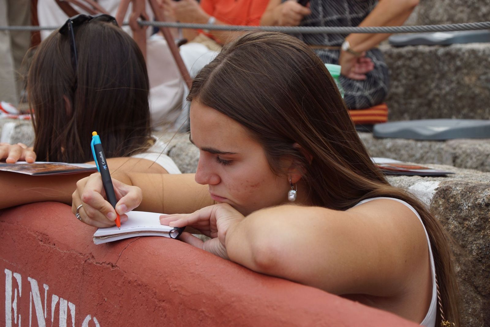 Javier Castaño se despide de Guijuelo y Damián Castaño, su hermano, e Ismael Martín salen a hombros en Guijuelo