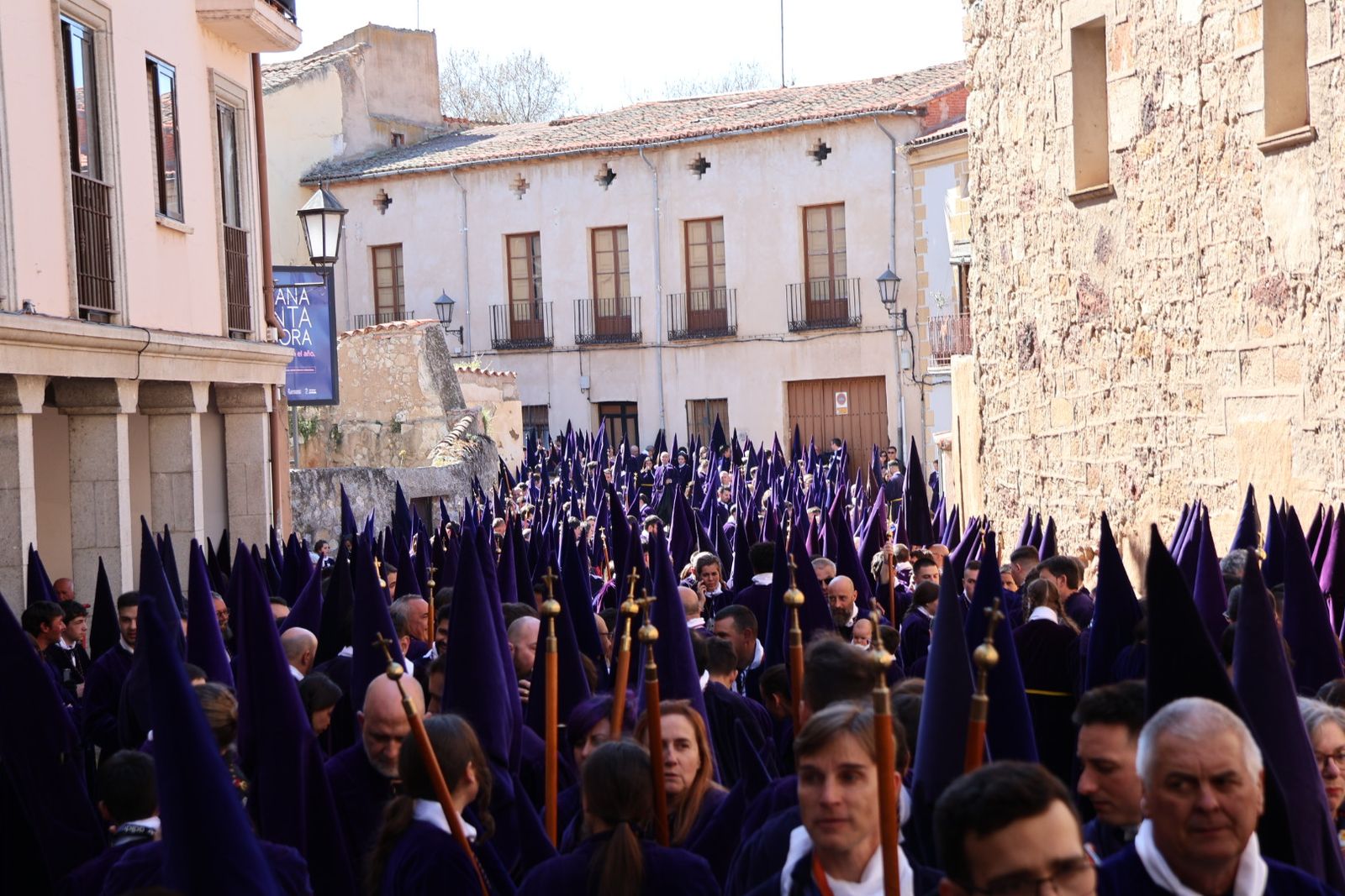 GALERÍA | Revive en imágenes la procesión de la Vera Cruz