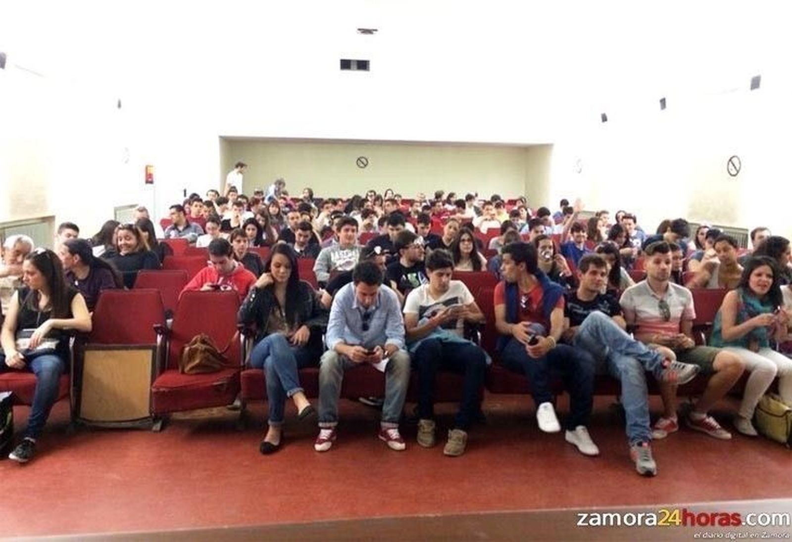 Las peñas empiezan a perfilar las Fiestas de San Pedro 2014