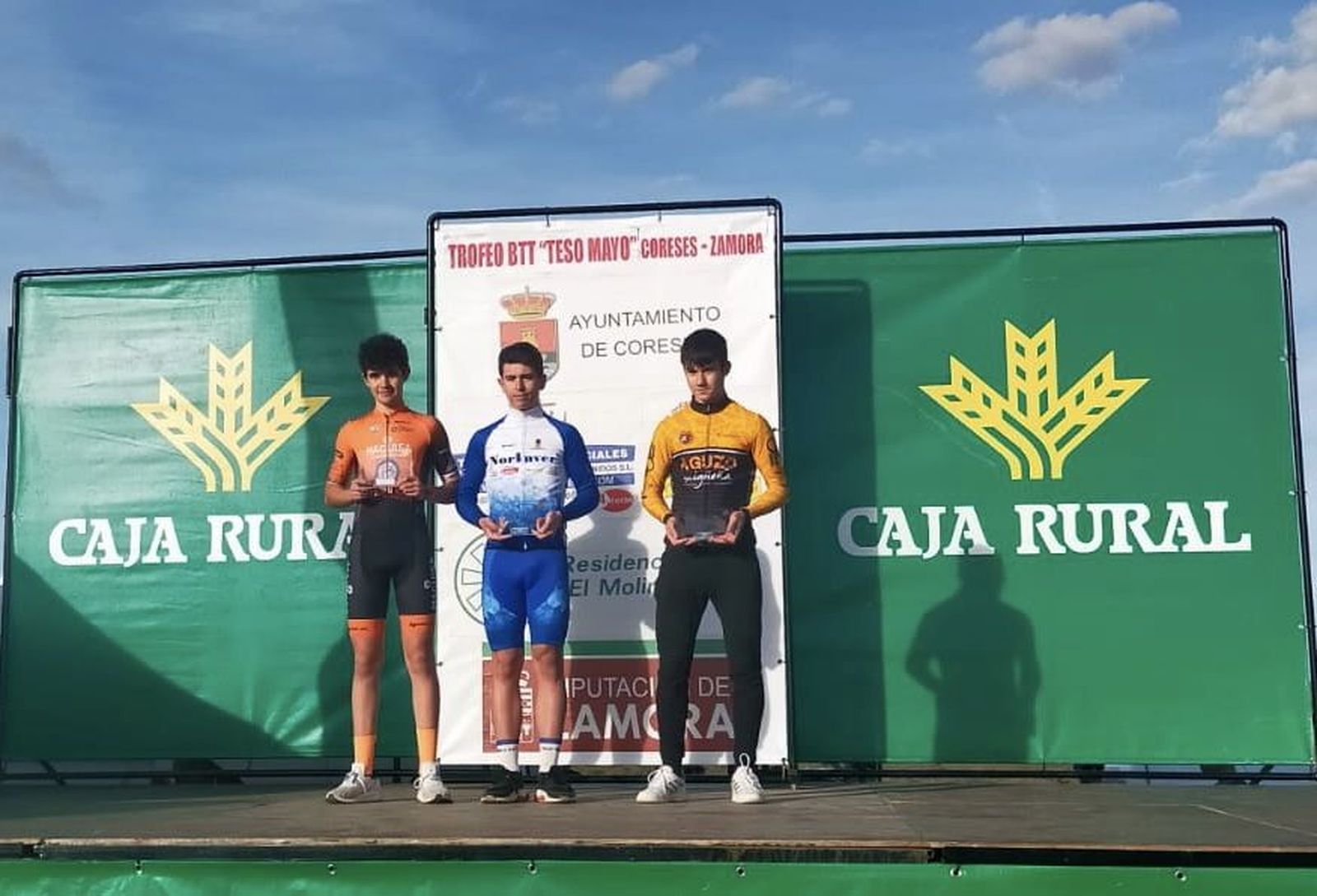 La Escuela de Ciclismo Bejarana en Coreses