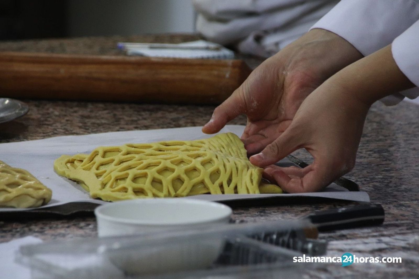 Taller de elaboración de hornazo13