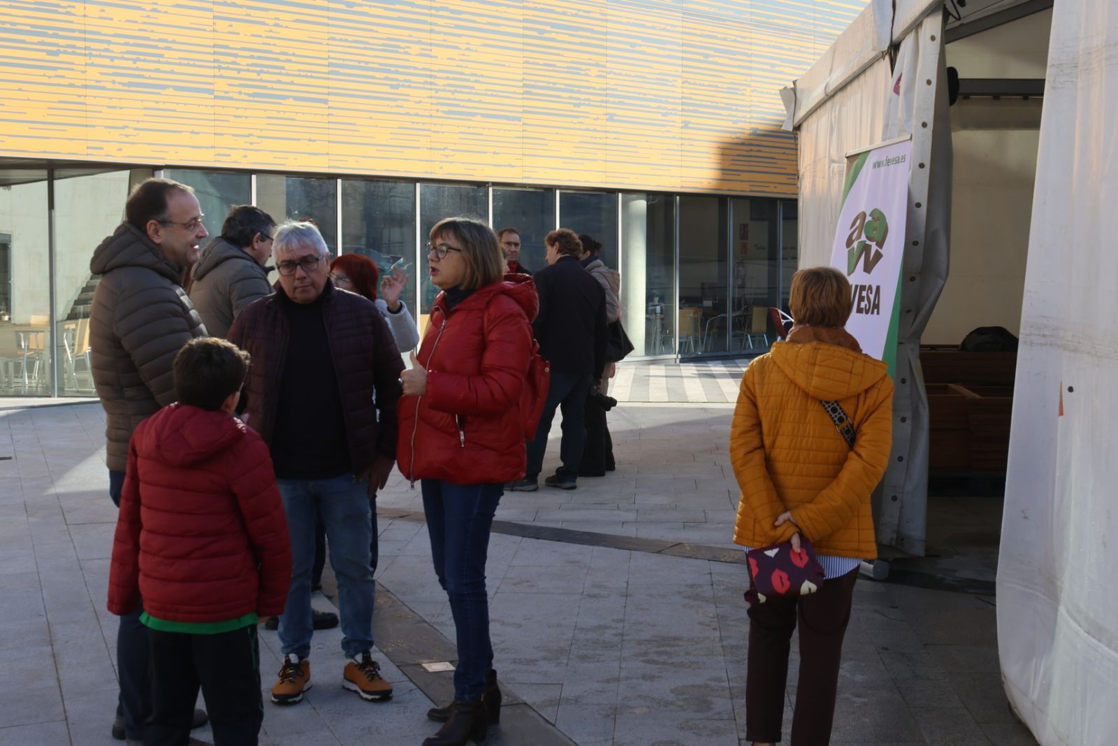 Así ha sido la celebración del Día del Vecino que busca recuperar la unión vecinal perdida en Salamanca