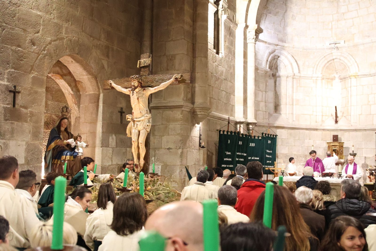 GALERÍA | Revive en imágenes la procesión de las Siete Palabras