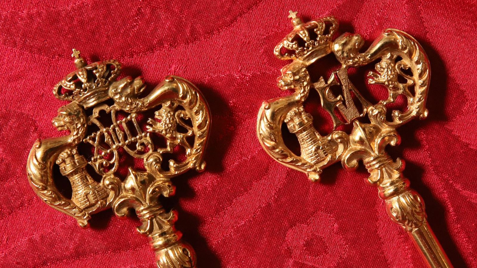 Réplica de la llave real del sepulcro de Santa Teresa enviada al rey Felipe (1)