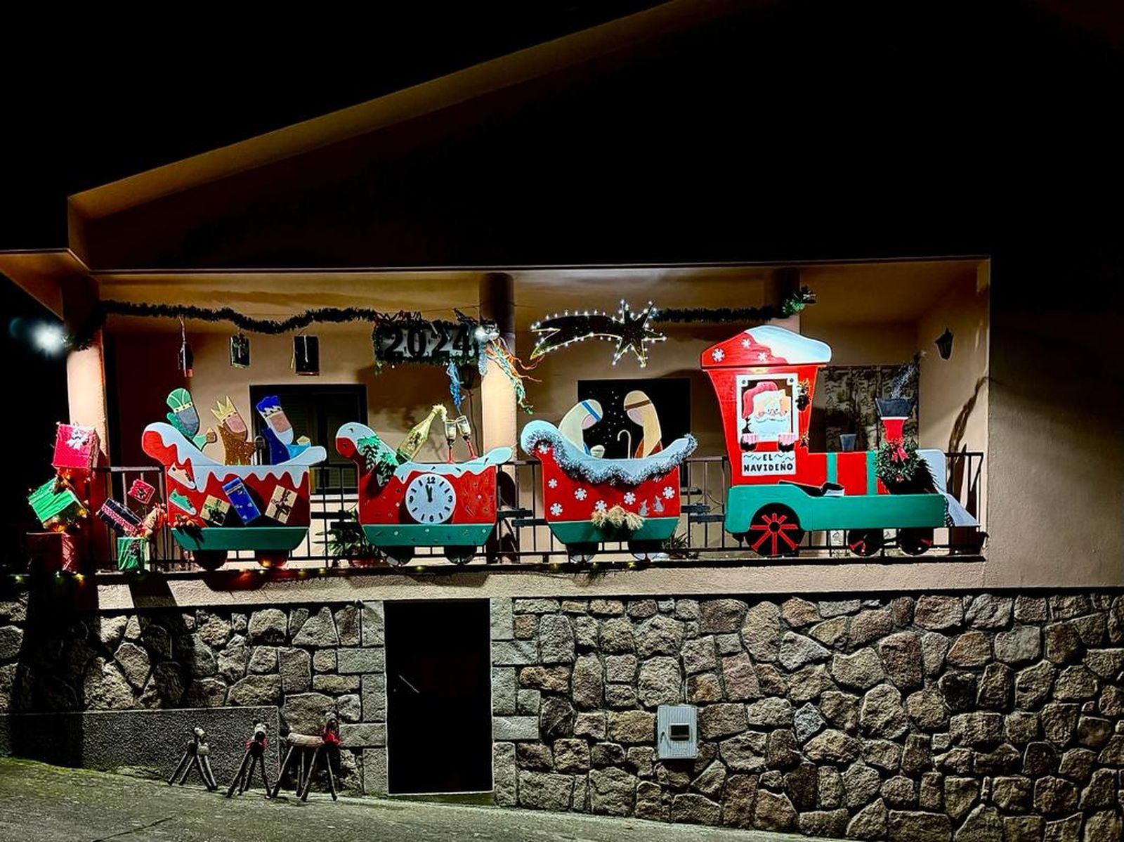 m-m-m-decoracion-navidena-en-una-vivienda-de-ledesma-1