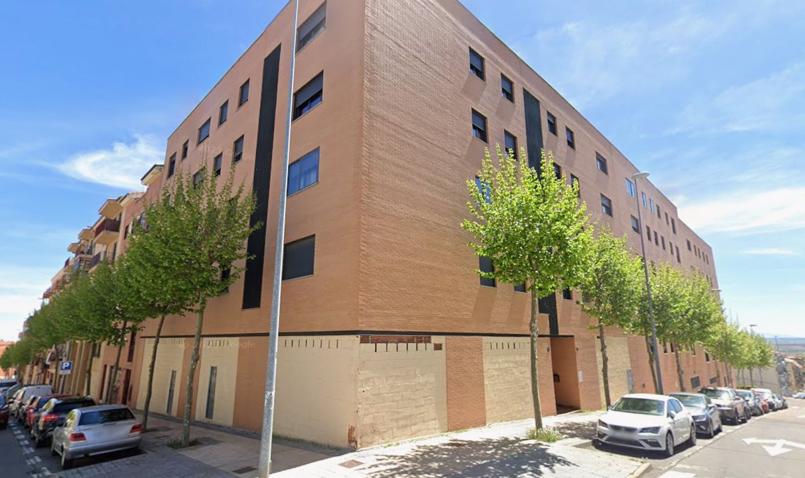 Ubicación del local a subasta en la calle Félix de Montemar, número 10