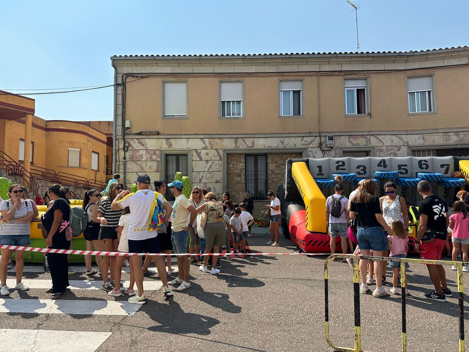 Hinchables para los más pequeños en Aldeadávila de la Ribera