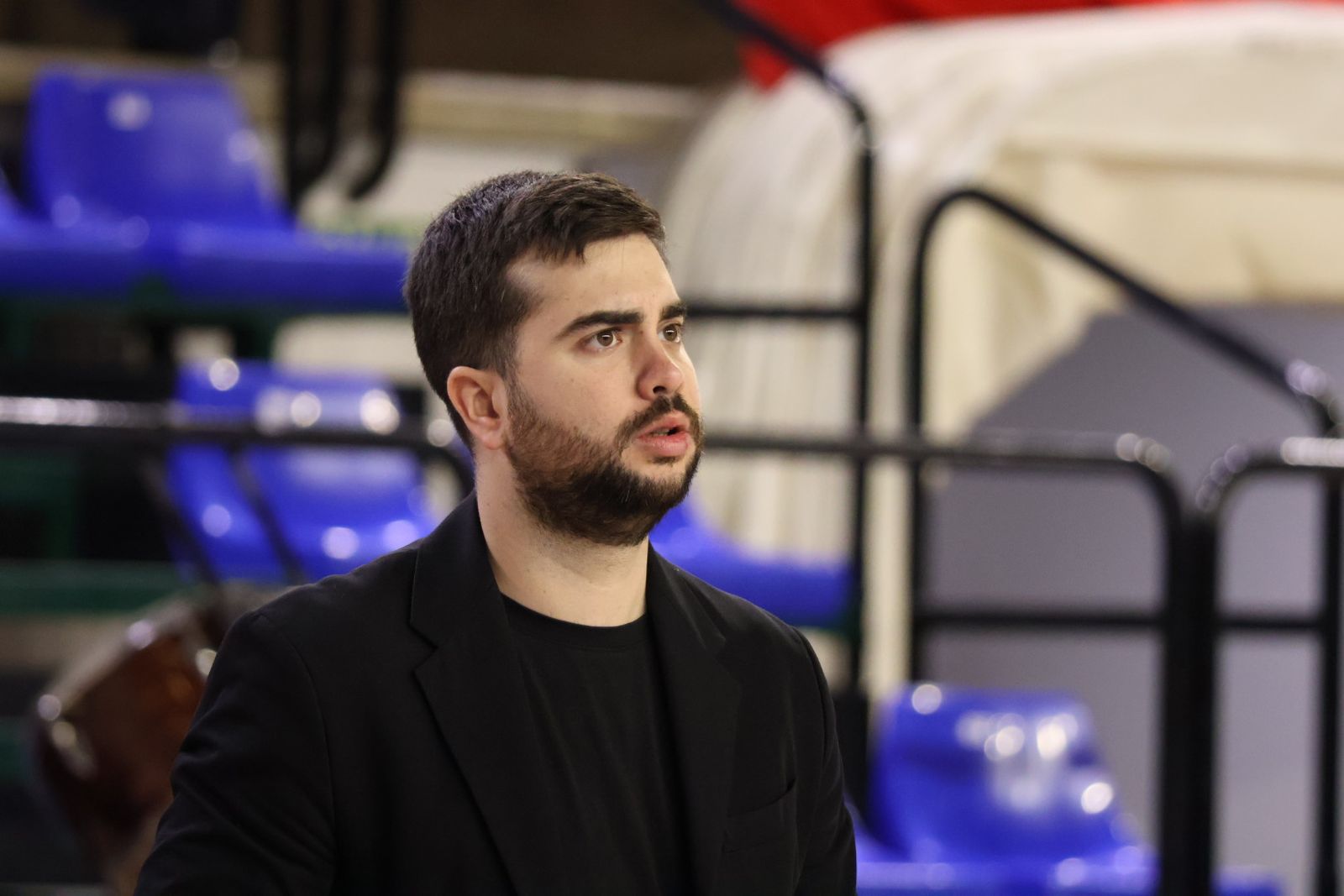 Perfumerías Avenida – Estudiantes