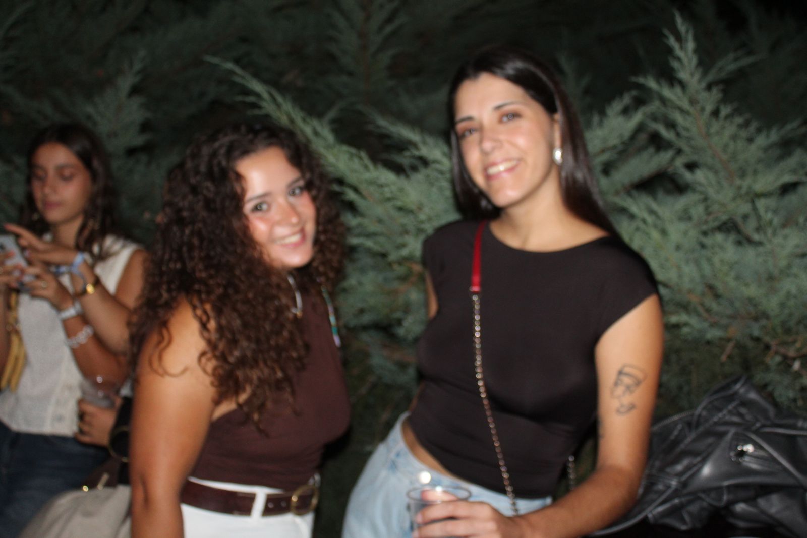 Los salmantinos vuelven a salir de casetas para celebrar las fiestas: ¡búscate entre las imágenes de este miércoles por la noche!