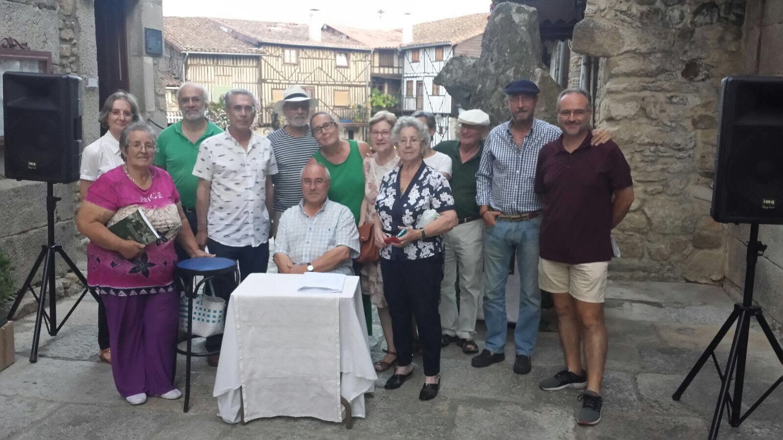 José Luis Puerto presenta ‘Romances y Cantares Narrativos de Tradición Oral en la Sierra de Francia’