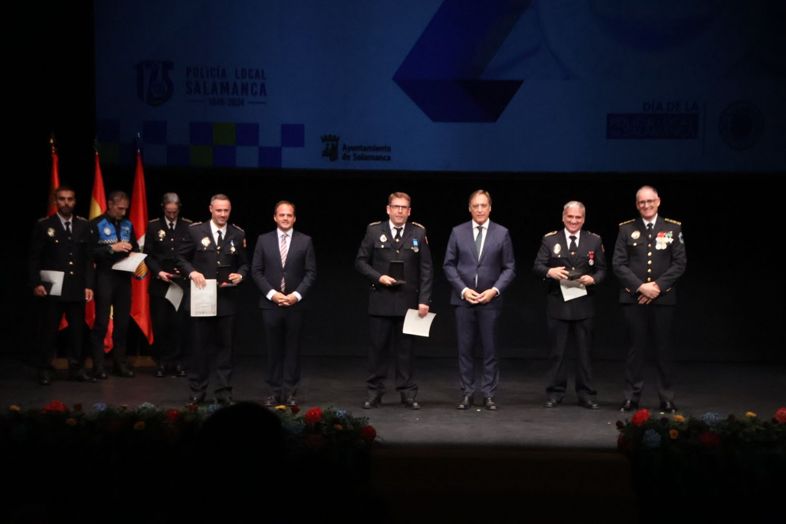 Día de la Policía Local en el Teatro Liceo