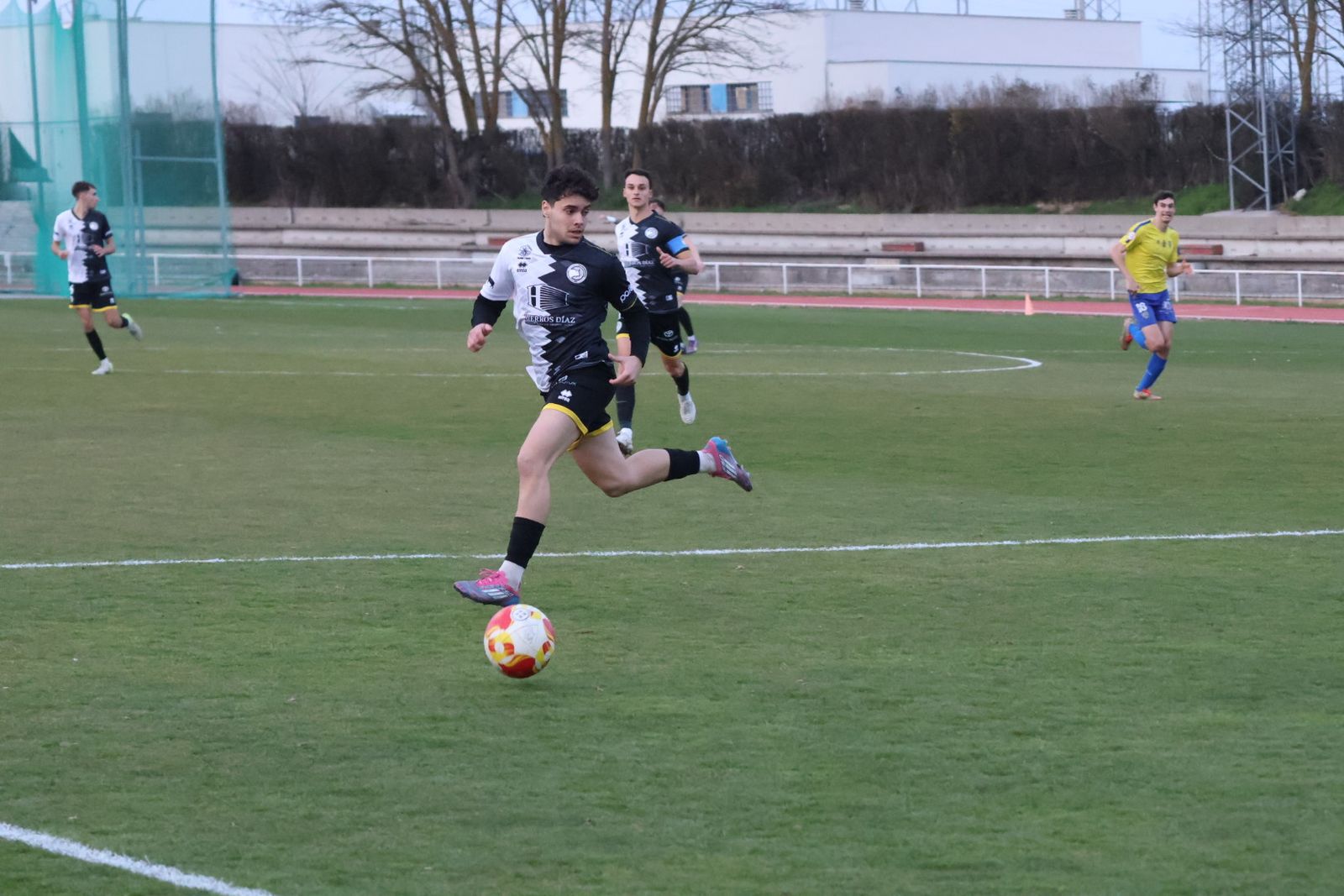 Unionistas B - Atlético Mansillés