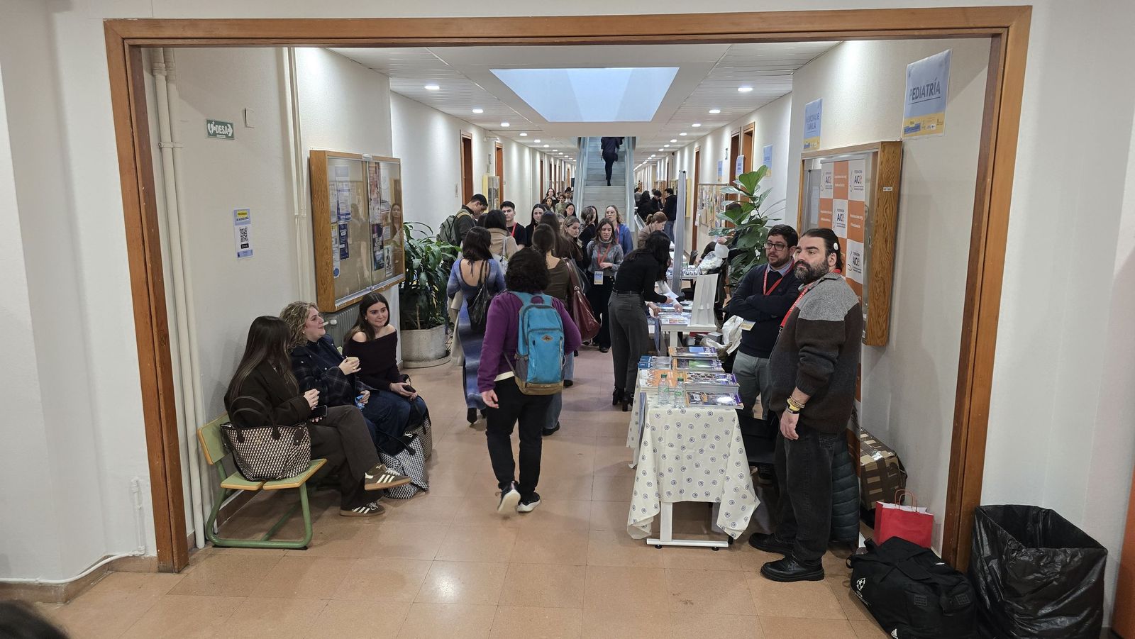 La Delegación de Estudiantes de Medicina organiza una Feria de Especialidades para orientar a los futuros sanitarios