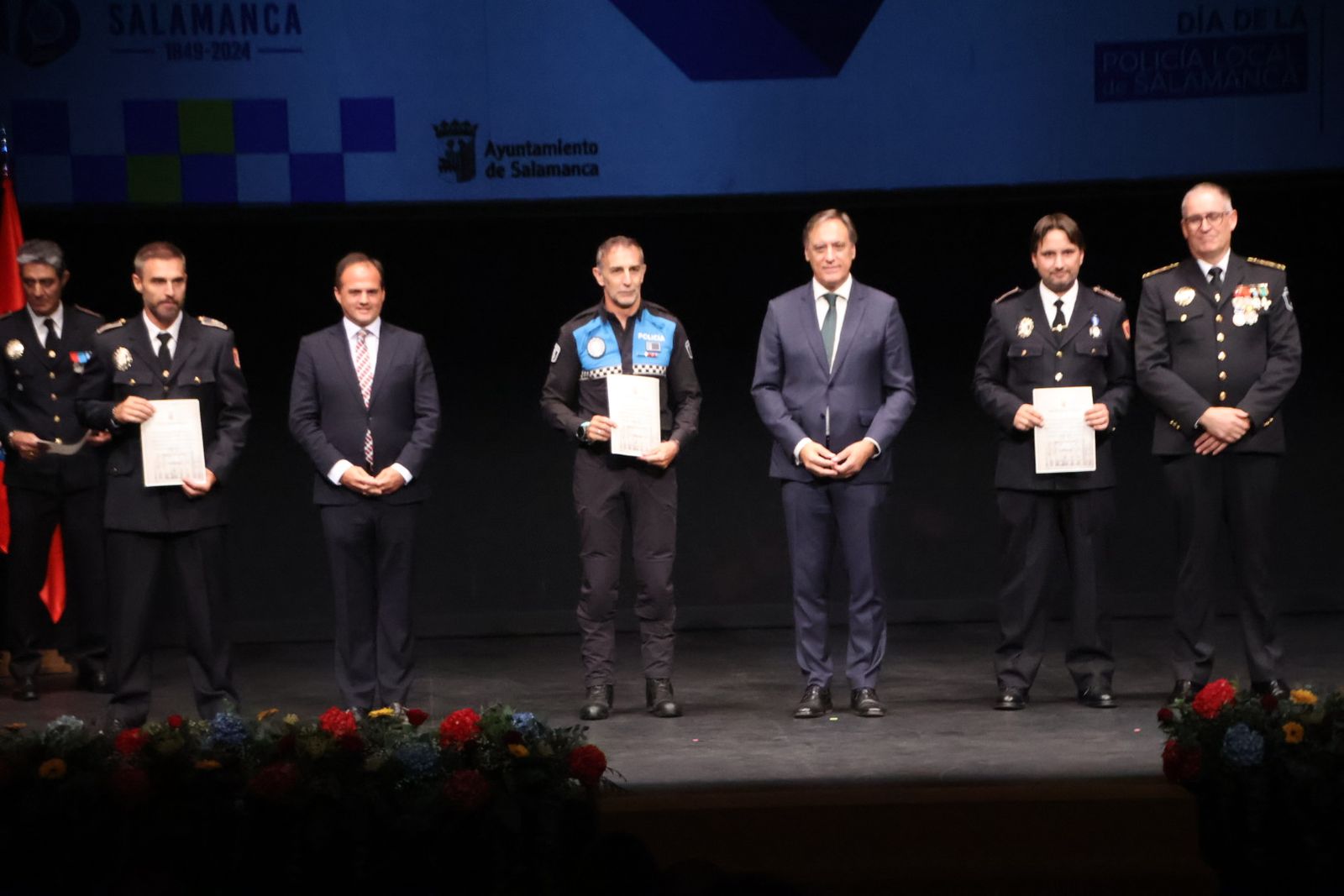 Día de la Policía Local en el Teatro Liceo