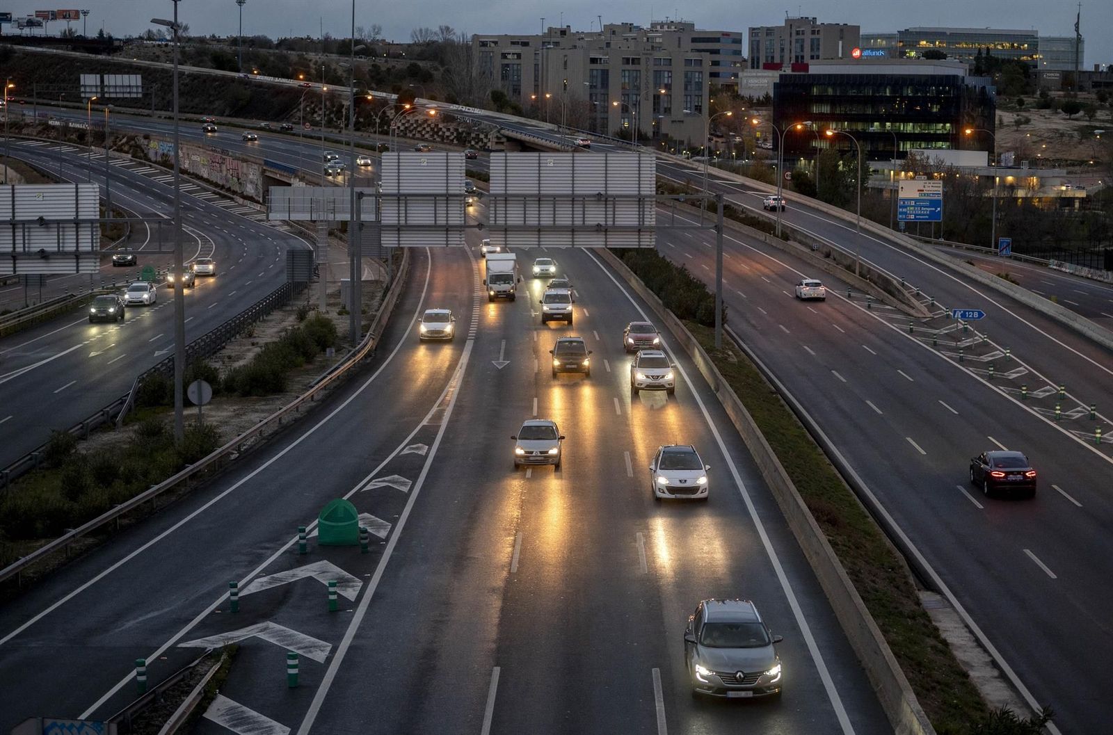 Tráfico durante el puente del 6 8 de diciembre. FOTO EP