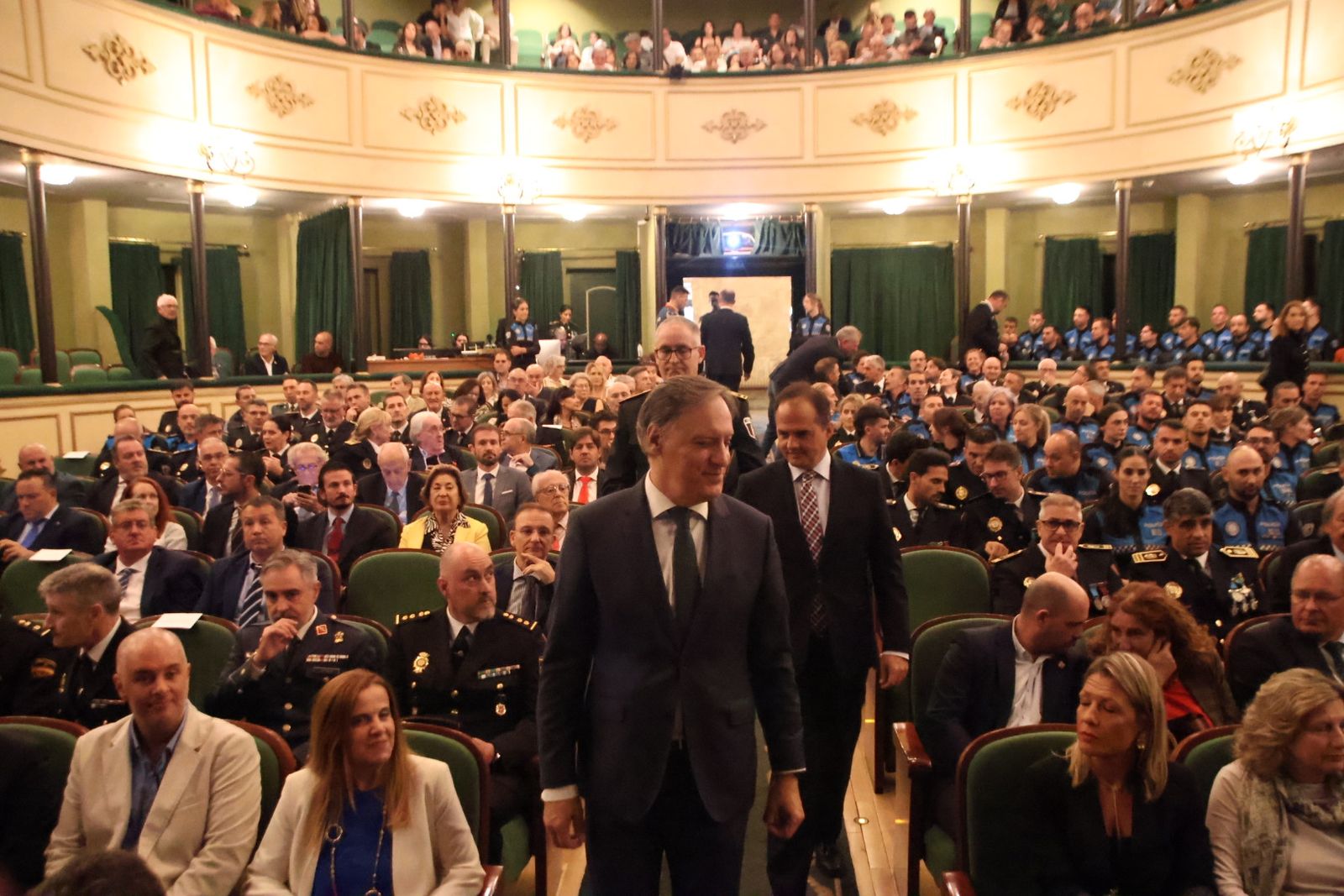 Día de la Policía Local en el Teatro Liceo