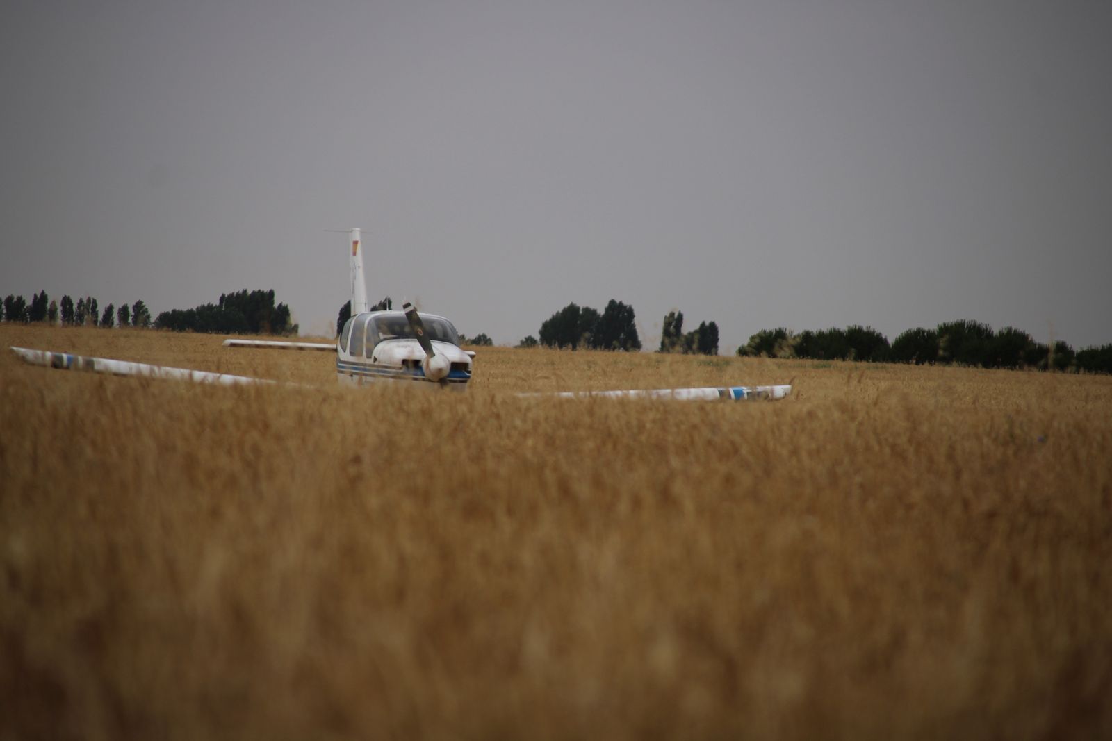 Aterrizaje forzoso de una avioneta de Matacán en Rágama