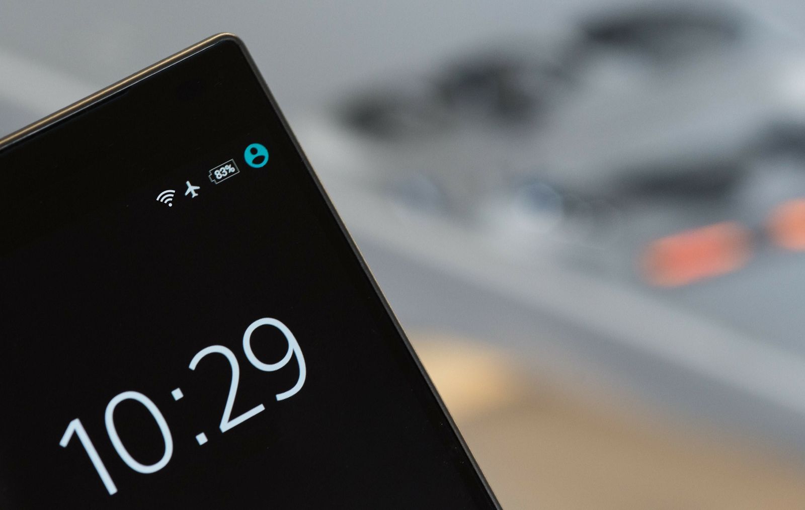 Phone wifi airplane Travelers wifi