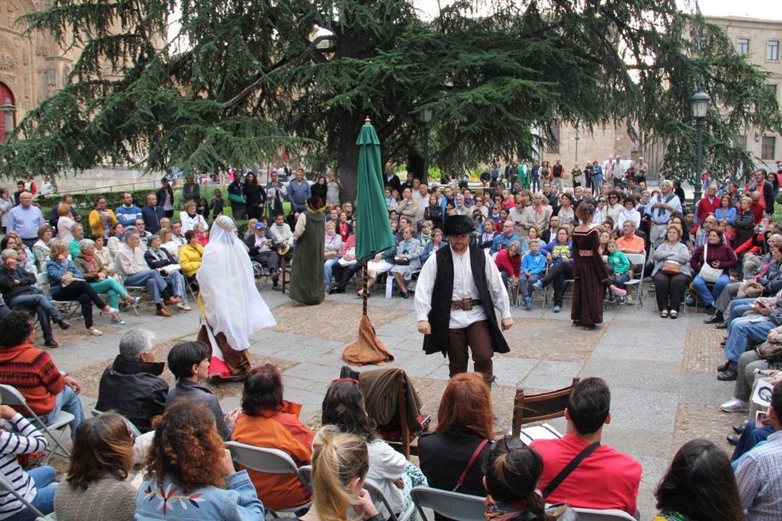 Etón Teatro vuelve a representar ‘La lengua de Nebrija’