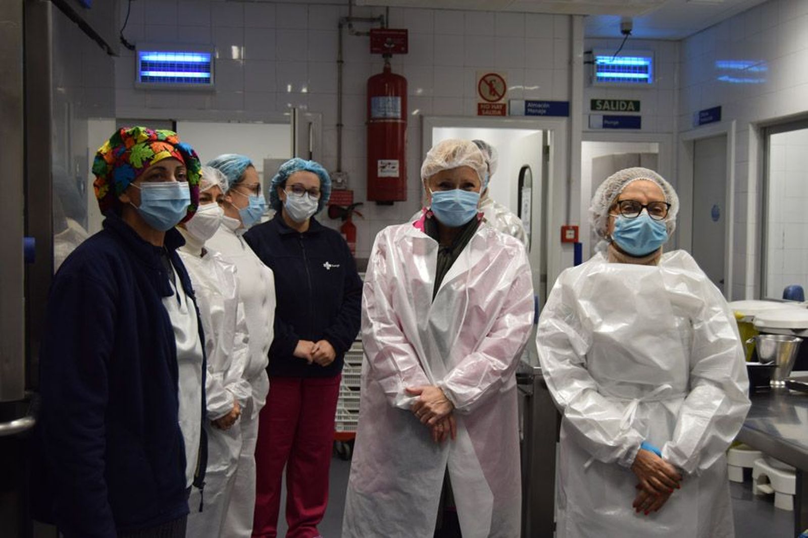 la-delegada-territorial-leticia-garcia-visita-la-cocina-de-linea-fria-del-complejo-asistencial-de-zamora-tras-las-obras-de-mejora-80