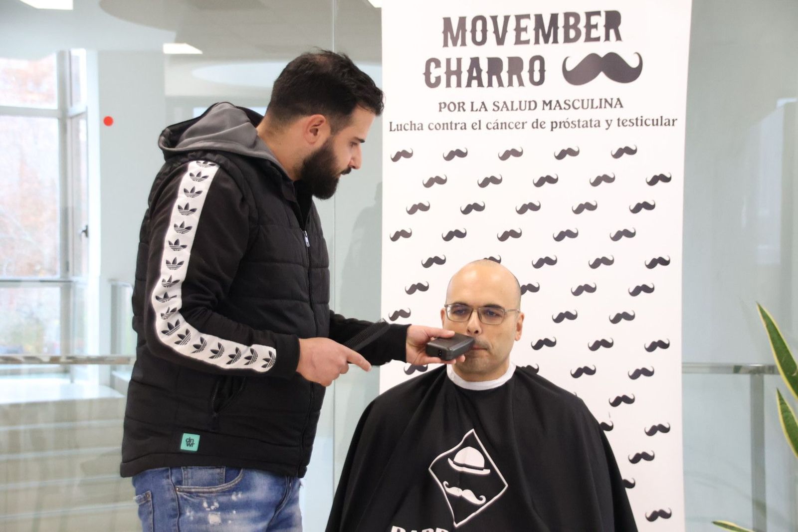 El Centro de Investigación del Cáncer acoge la clausura del Movember Charro