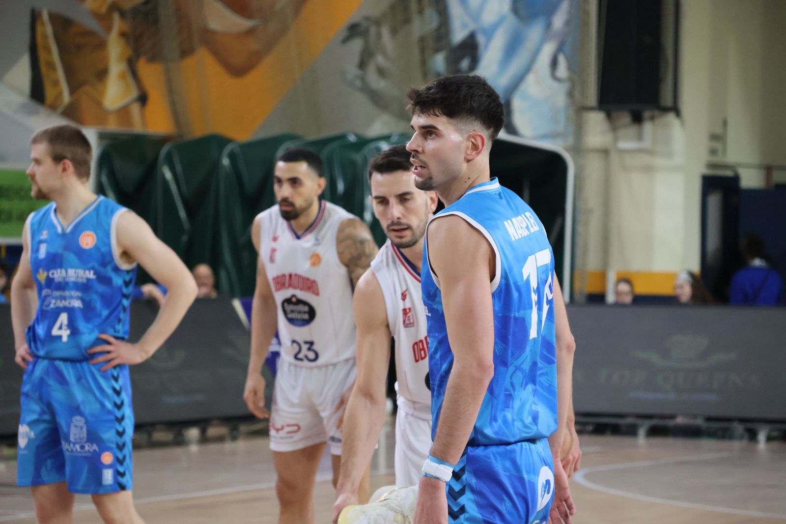 GALERÍA | Revive en imágenes el encuentro entre el CB Zamora y el Obradoiro