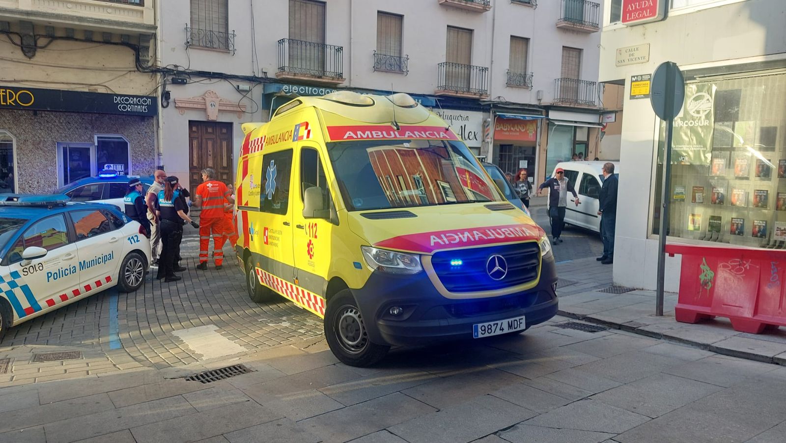 Dotaciones de Policía Local y Emergencias en la zona