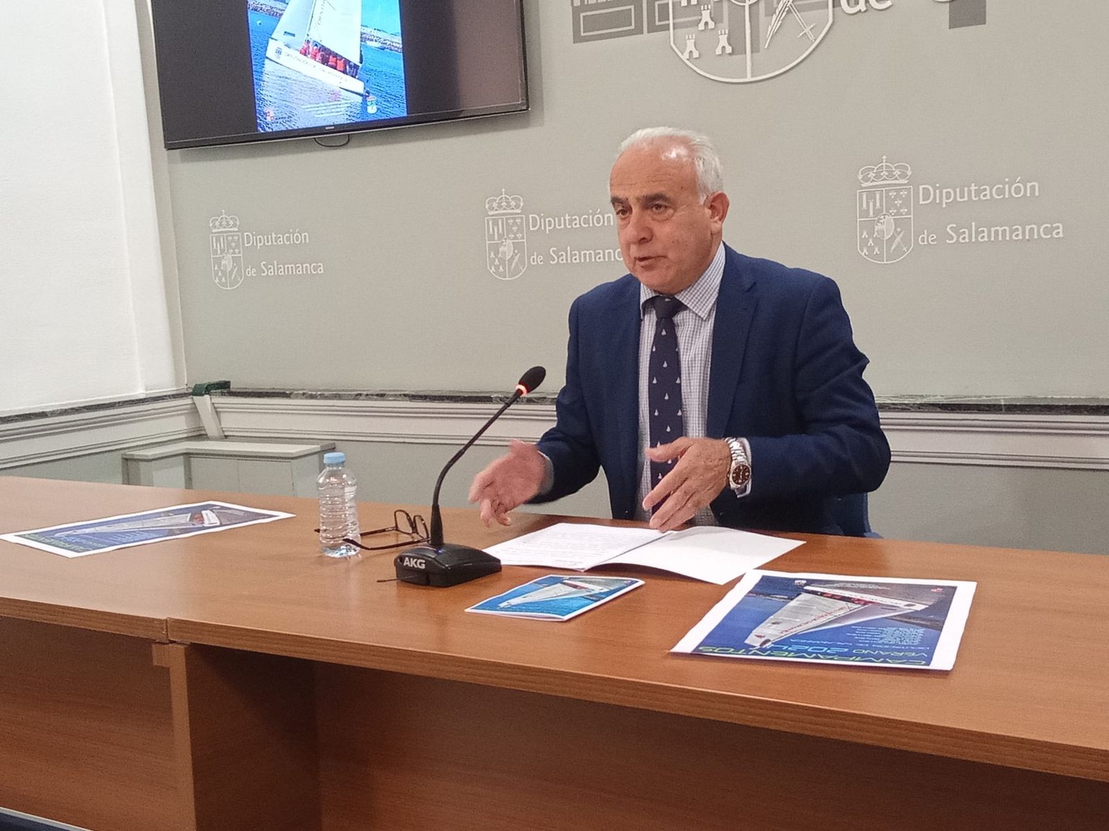 Jesús María Ortiz presenta los Campamentos de Verano de la Diputación