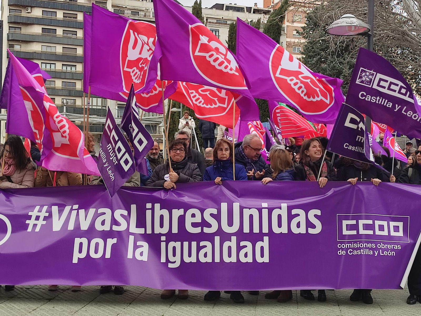 Comisiones Obreras y UGT se unen en el 8 M (5)