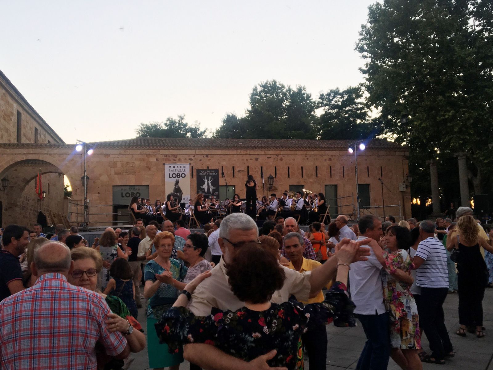 836ED432 403F 40A8 9BA7 F83E5D69FA32