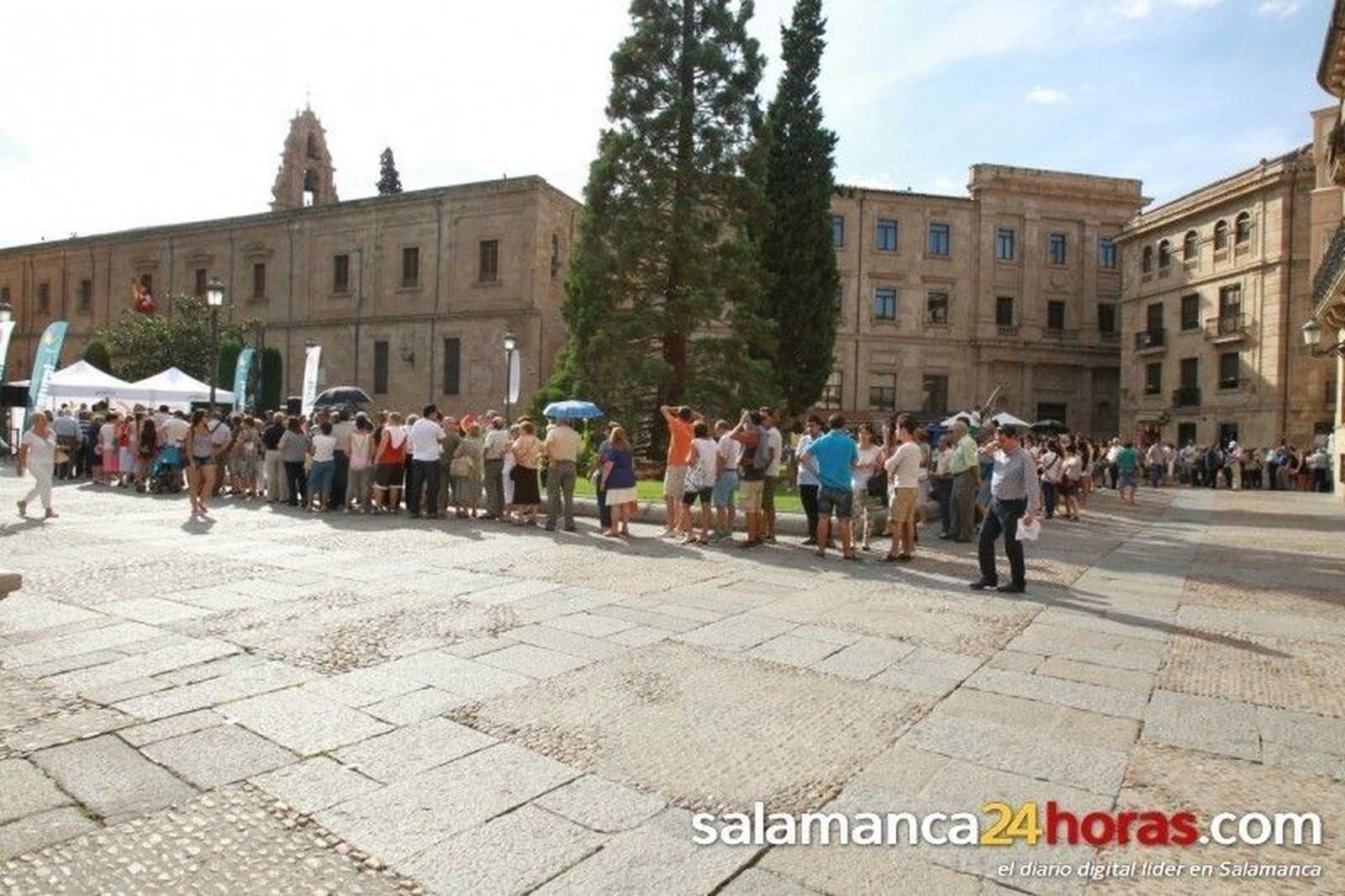 Degustación de jamón en la plaza de Anaya
