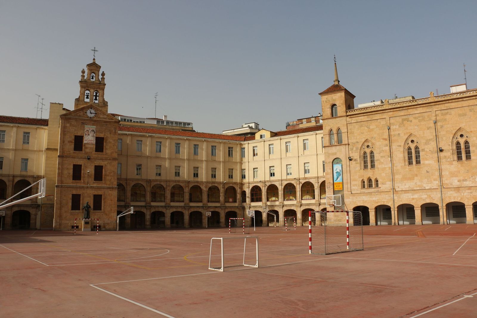 Salesianos Salamanca María Auxiliadora