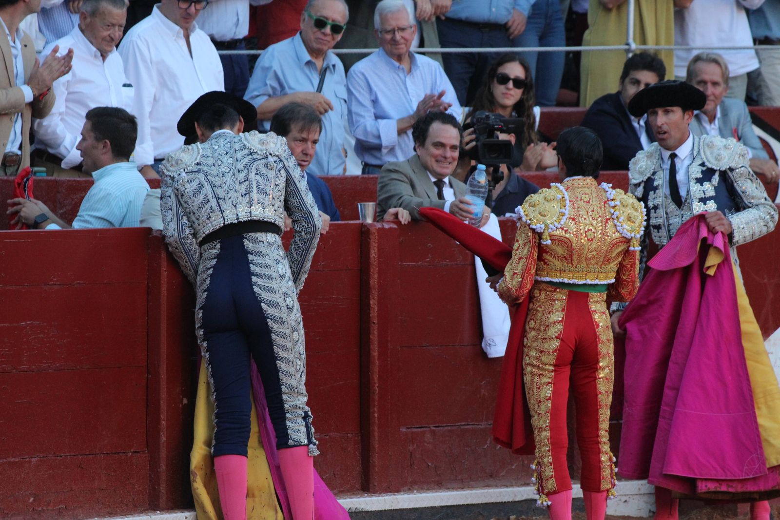 Emilio de Justo, Juan Ortega y Roca Rey inauguran el cartel de figuras en la feria de Salamanca: la corrida de Garcigrande en imágenes