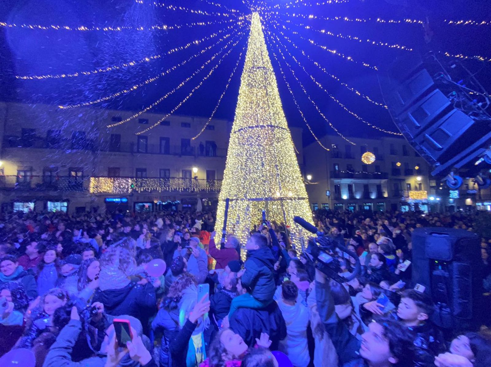 ciudad-rodrigo-iluminacion-navidena