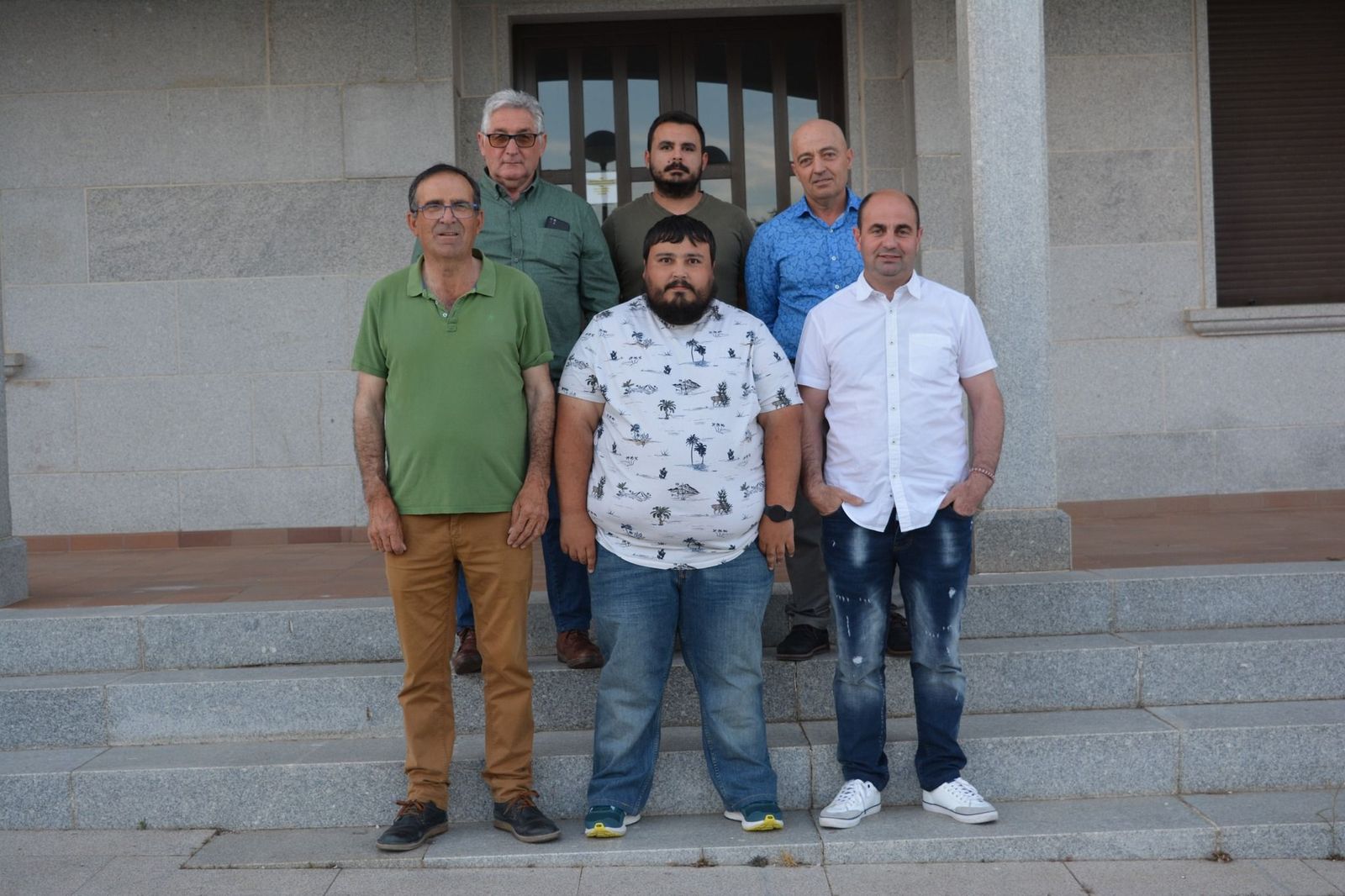 Álvaro Chapado, en el centro de la imagen, con la Candidatura del PSOE al Ayuntamiento de Pereruela Álvaro Chapado, en el centro de la imagen, con la Candidatura del PSOE al Ayuntamiento de Pereruela