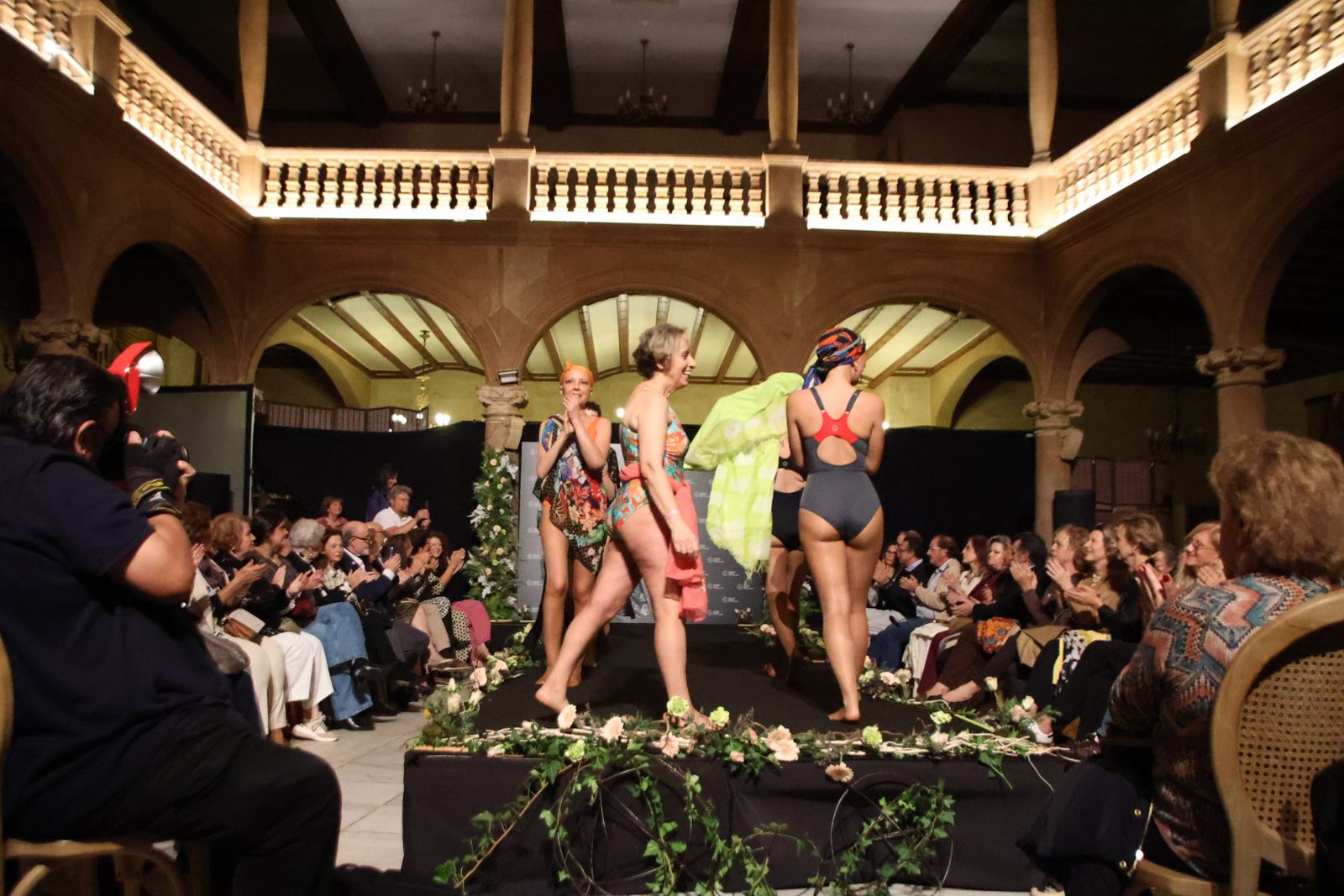 La Asociación Española contra el Cáncer en Salamanca organiza "Desfilamos contra el cáncer"