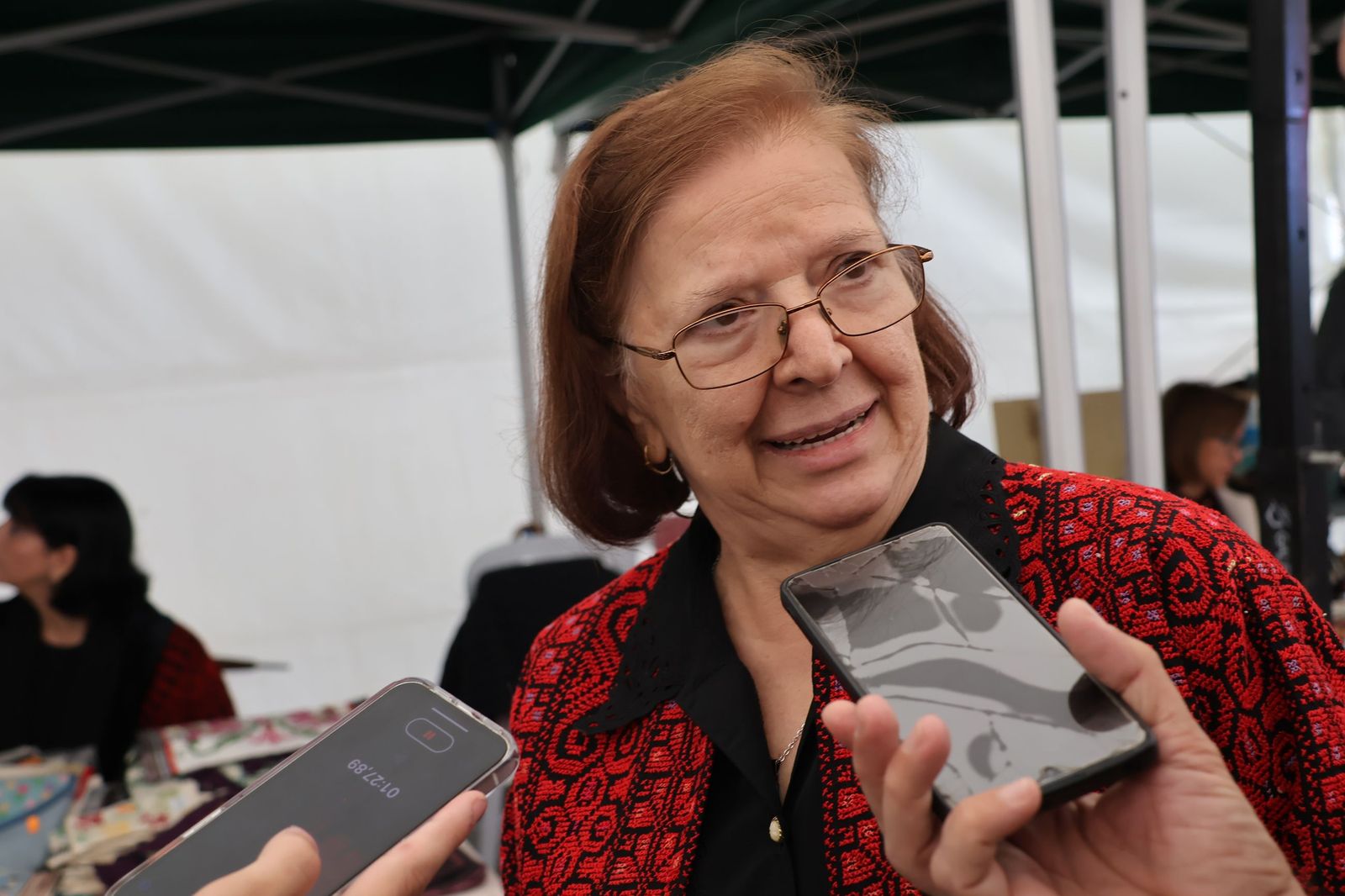 GALERÍA | Inauguración del mercadillo solidario en la Plaza Mayor de Zamora en apoyo al pueblo palestino