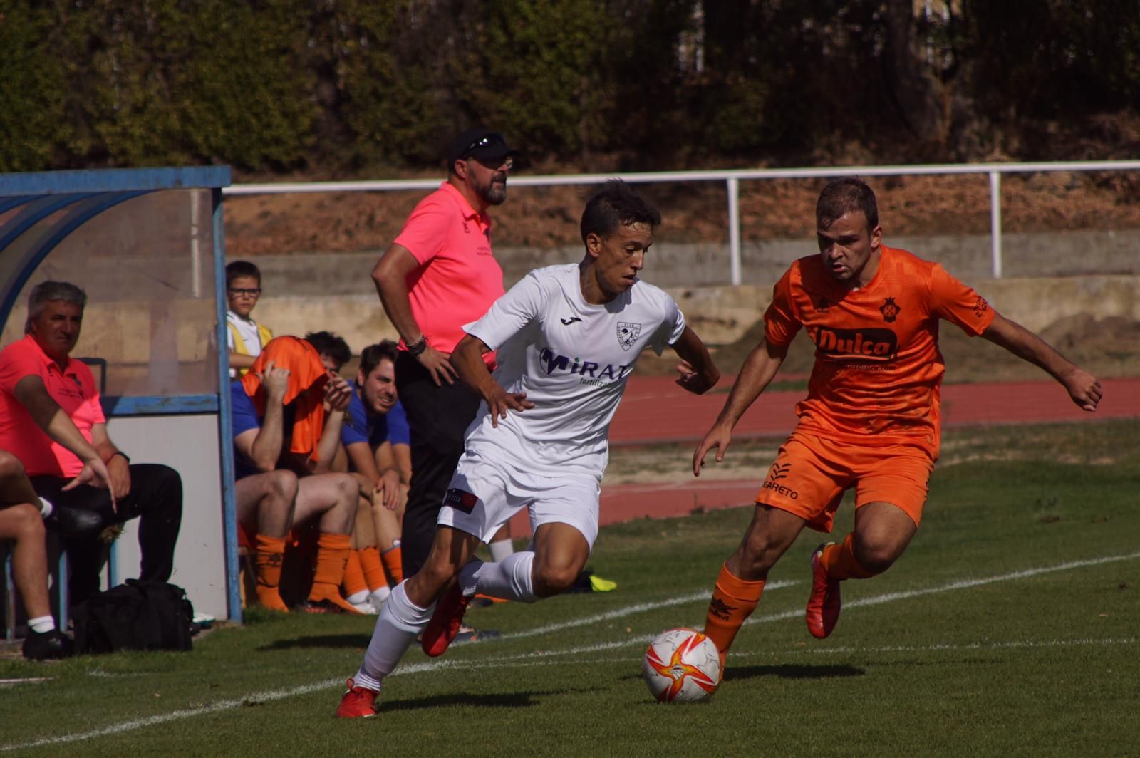 Imagen del derbi entre Ribert y Peñaranda | FOTO SALAMANCA24HORAS.COM